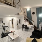 Mosonmagyaróváron a Városközponttól 5 perc sétára 1. emeleti 61 nm tégla lakás közös udvarral eladó!