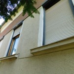 A sugár úti sportcsarnok közelében 1+2 fél szobás, kertkapcsolatos lakás, +garázs+tetőtér eladó